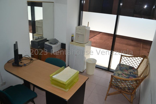 En Venta Local Comercial En Chacaito. T. Credicard. Cod Flex: 24-594
