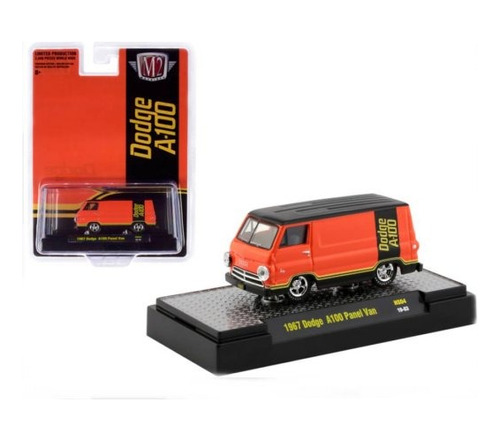 M2 Machines - 1967 Dodge A100 Panel Van Escala 1/64