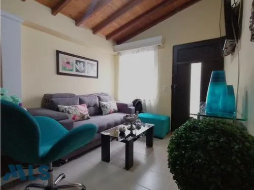 Casa Con Techo En Madera Inmunizada Con Teja(mls#244634)