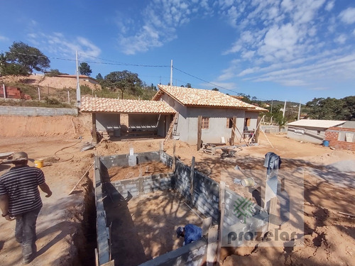 Imagem 8 de 14 de *** Chácara Com 03 Dormitórios Em Mairinque ***