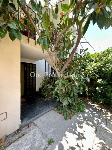 Casa Para Remodelar En Venta De 4 Dorm. Luis Pereira, Ñuñoa