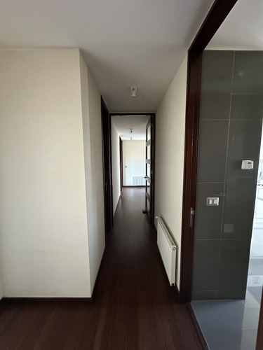 3 Dorm, 3 Baños, Más Servicio, 2 Estacionamientos Y Bodega