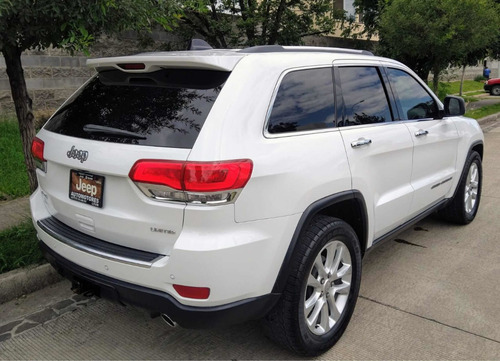 Imagen 3 de 15 de Jeep Grand Cherokee 2017 5.7 Limited Lujo 4x4 At