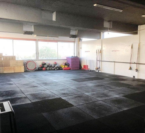 Imagen 14 de 15 de Excelente Gym De 4 Pisos En Ballester Centro.