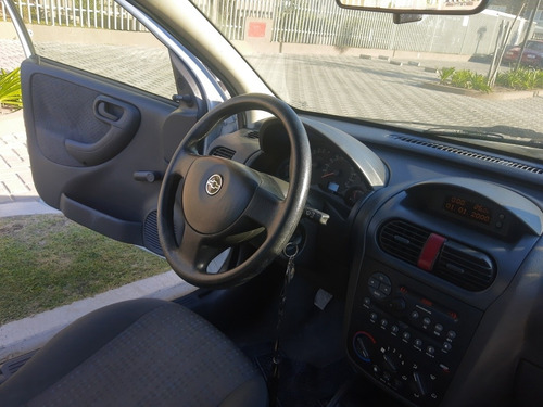 Chevrolet Corsa 1.8 Gl Aa Dh 2007