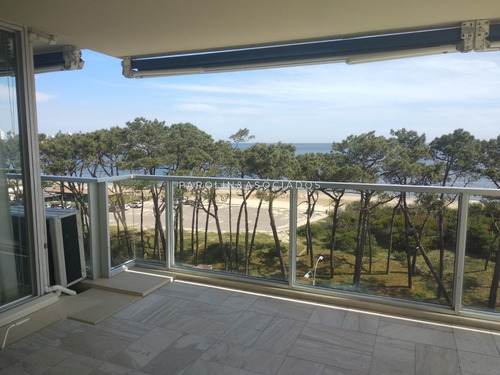 Imagen 17 de 30 de Apartamento De 3 Dormitorios En Mansa, Punta Del Este