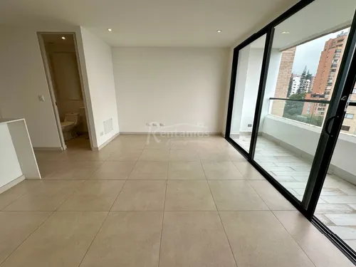 Apartamento En Arriendo En Castropol. Cod A776022