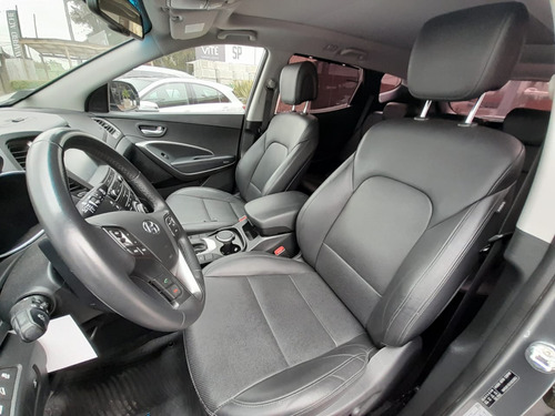 Imagen 9 de 20 de Hyundai Santa Fe 2.2 Crdi 7 As Pre At 2018 4wd