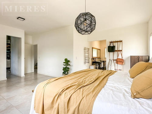 Imagen 19 de 30 de Casa En Venta En Fincas Del Lago