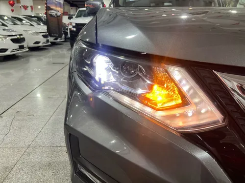 Nissan X-Trail 2.0 Exclusiv 2 Row Hybrid