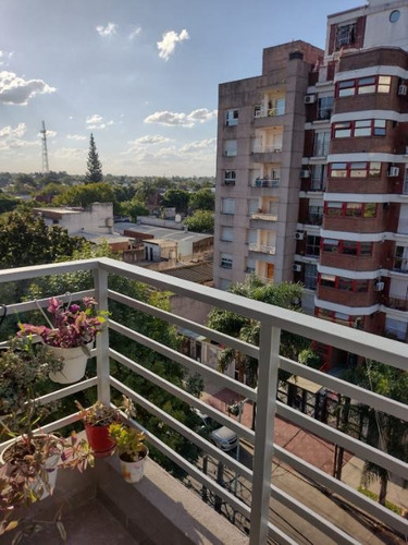 Imagen 4 de 14 de Departamento En Venta En Moron Norte