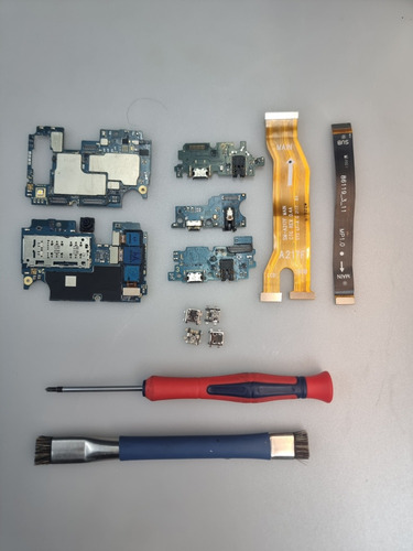 Servicio Tecnico De Celulares. Pantallas, Conectores Y Mas