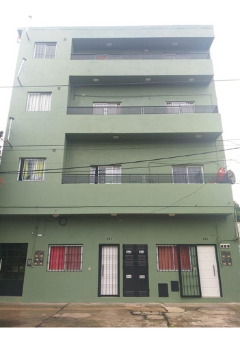 Imagen 2 de 25 de Edificio En Block En Venta Ubicado En Berazategui Oeste, Berazategui, G.b.a. Zona Sur
