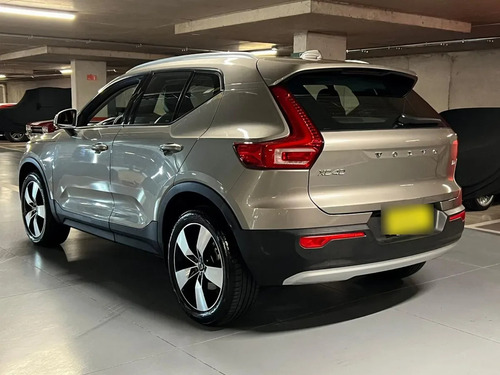 Volvo Xc40 2.0 B4 Plus At 4x4 2022