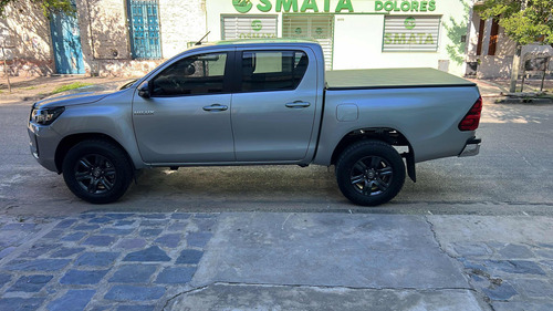 Toyota Hilux 2.4 Cd Sr 150cv 4x2