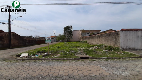 Imagem 1 de 6 de Terreno De Esquina No Bairro Do Rocio Em Cananéia/sp - Te00052 - 68850214