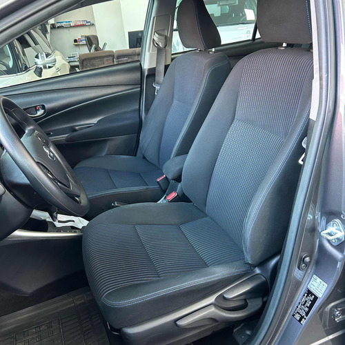 Toyota Yaris 1.5 Xl Plus Connect 16v Cvt 5p