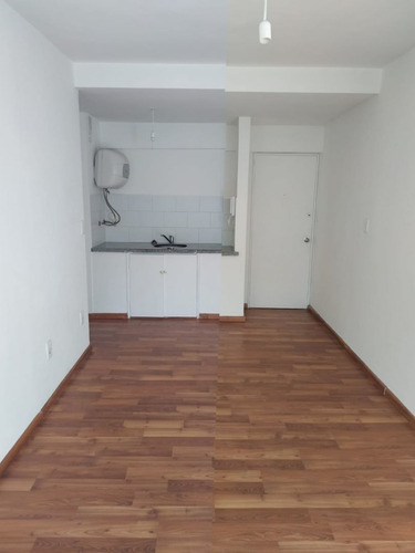 Apartamento En Alquiler De 1 Dormitorio En Cordón