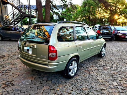Chevrolet Corsa Classic Wagon Gls 1.4 Gnc 2010 140.000km