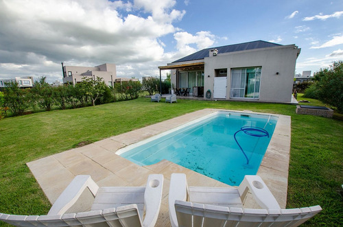 Casa 4 Ambientes En Venta San Felipe Canning