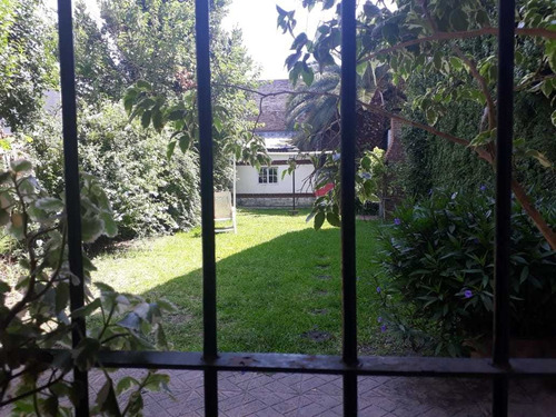 Imagen 13 de 18 de Impecable Casa 3 Amb En Venta Con Jardin Y Garage, V. Balles