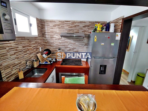 Imagen 3 de 12 de Apartamento En El Corazón De Punta!