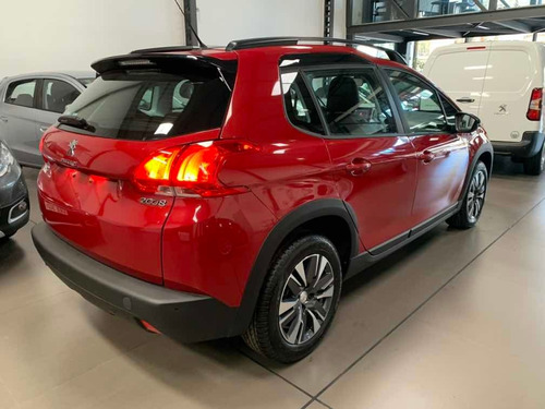 Peugeot 2008 1.6 Feline 5p 2020