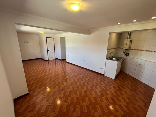 Casa 3d 1b En Primer Piso Cerro Monjas Valparaíso