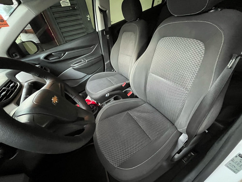 Chevrolet Onix 1.0 Joy 5p
