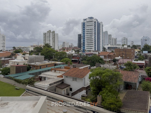 Imagen 18 de 22 de Apartamento De Dos Dormitorios Y Un Baño - Punta Del Este Brava