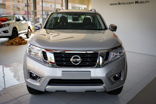 Imagem 2 de 14 de Nissan Frontier 2.3 Td Cd Le 4x4 (aut)