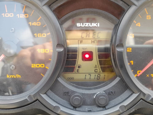 Imagen 5 de 5 de Suzuki Vstrom 650