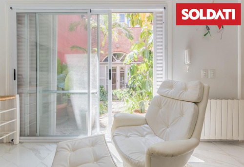 Venta - Casa 6 Ambientes - Coghlan