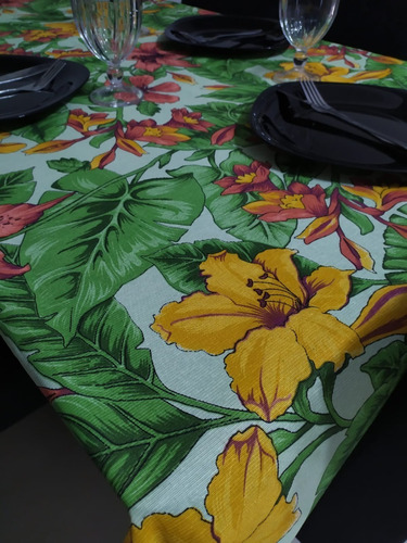 Imagem 3 de 5 de Toalha De Mesa Retangular 2,20 X 1,50 Floral Encantada