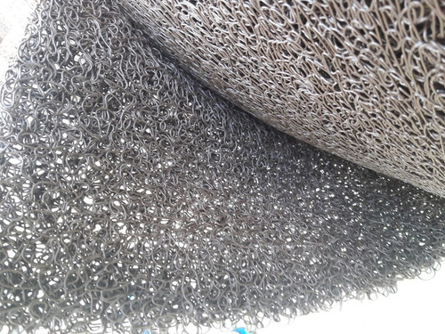 Imagem 1 de 3 de Carpete Capacho Vazado Especial 12mm/ 30cmx1m Garimpo Ouro