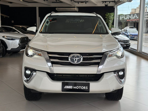 Toyota Hilux SW4 2.8 SRX 4X4 16V TURBO INTERCOOLER DIESEL 4P AUTOMÁTICO