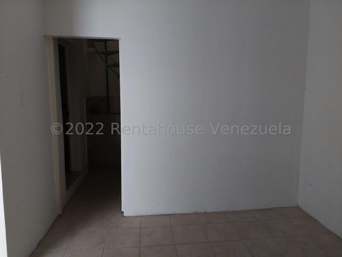 Imagen 7 de 12 de Casa Para Uso Comercial En Venta