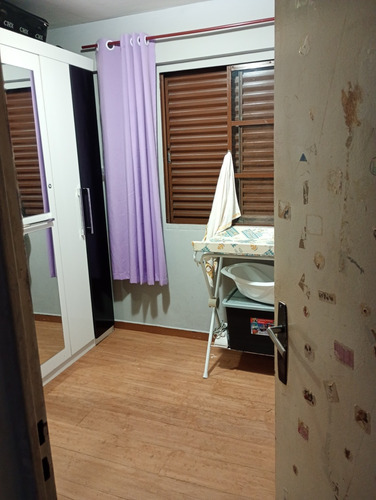 Apartamento Com 2 Quartos,sala,cozinha E Banheiro + Garagem