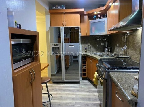 Imagen 11 de 21 de Apartamento En Venta, Las Quintas, Naguanagua. 23-7927. Rentahouse.