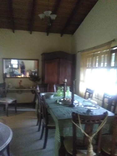 Imagen 9 de 11 de Oportunidad Se Vende Exclusiva Casa 1 Planta Altos Guataparo
