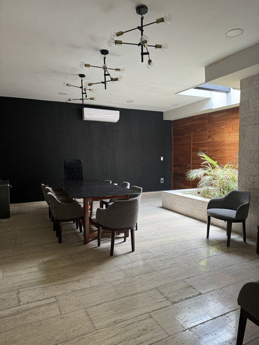 Casa En Renta En San Damian, Ideal Para Oficinas O Notarias