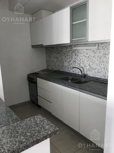 Departamento Dos Ambientes - Escobar, Bernardo De Irigoyen 244