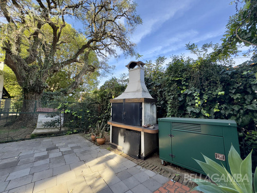 Casa Venta Vicente Lopez 7 Ambientes Jardin Pileta