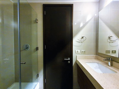 Departamento En Arriendo De 2 Dorm. En Vitacura