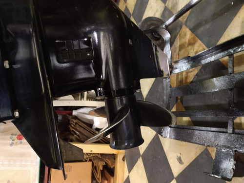 Imagen 11 de 15 de Mercury 25hp Sea Pro 2006 Leer