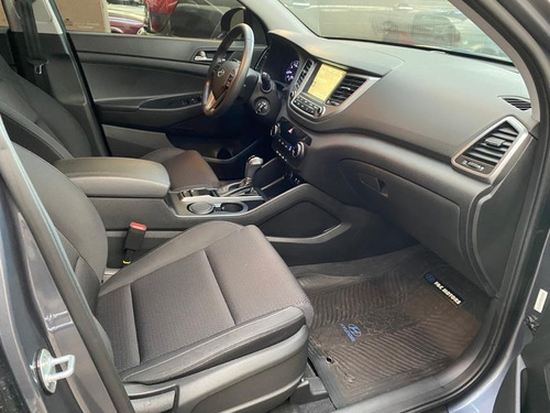 Imagen 22 de 25 de Hyundai Tucson 2.0 De 155cv 2017 Aut 2a Mano Serv Of 47000km