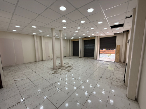 Local De 95m2 En San Felipe, Frente A Maicao Y Eco Farmacias