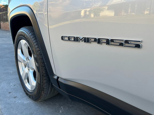 Imagen 10 de 25 de Jeep Compass Sport 2018 / 41000km Unico Dueño