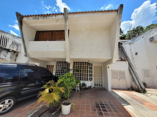 Imagen 26 de 30 de Ha En Venta Casa En La Urb. Agua Blanca A Remodelar