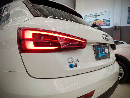 Audi Q3 1.4 TFSI AMBIENTE FLEX 4P S TRONIC